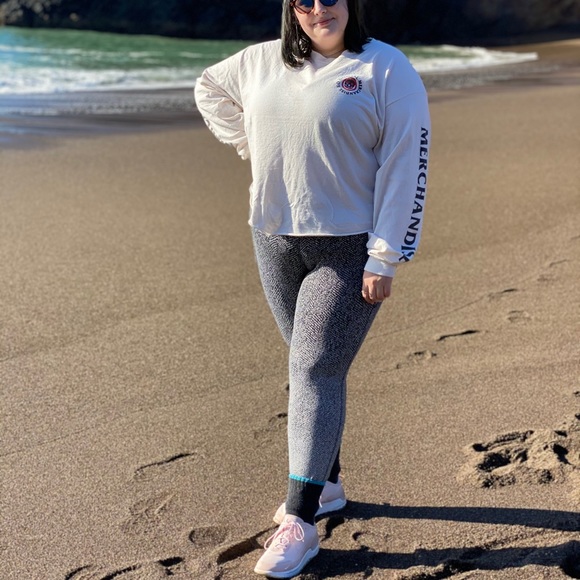 Meet your Posher, Brooke - Picture 3 of 3